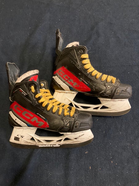 Senior CCM JetSpeed FT670 Hockey Skates Regular Width Size 6.5 (Used)
