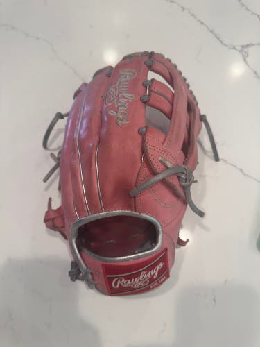 2024 Rawlings RH Outfield Heart of the Hide Baseball Glove 12.75" (Used)