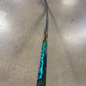 Intermediate Bauer Twitch Hockey Stick Left Hand P92 55 Flex (Used)