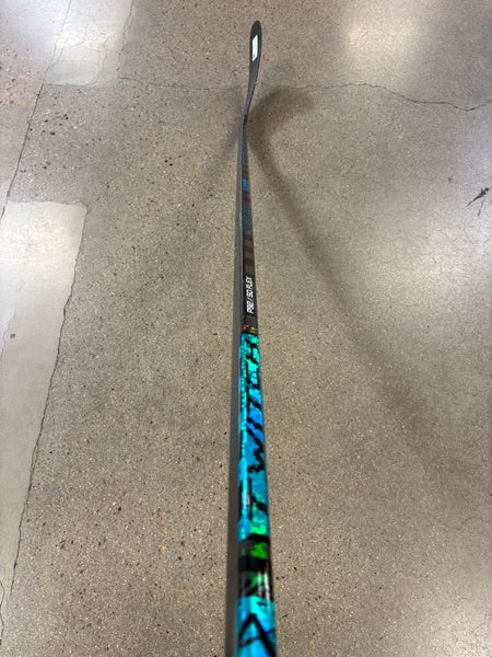 Junior Bauer Twitch Hockey Stick Right Handed P92 50 Flex (Used)