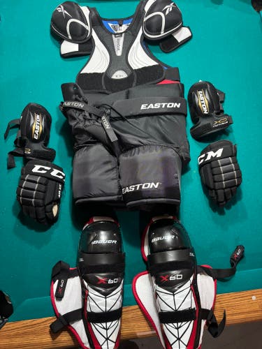 Youth hockey pads