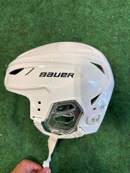 White Bauer Hyperlite Helmet (Used) | S/M