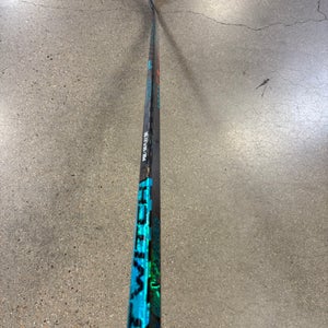 Senior Bauer Twitch Hockey Stick Left Hand P92 65 Flex(Used)
