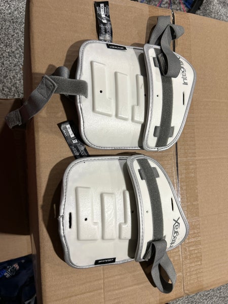 Adult Large Epoch Integra Shoulder Pads (New)