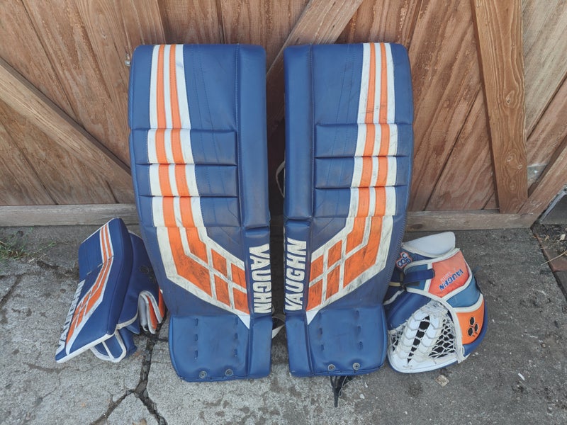 2018 34" Vaughn Velocity VE8 Pro Carbon Goalie Leg Pads Pro Stock (Used)