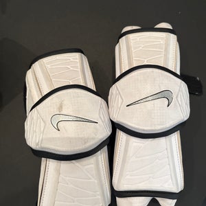 Large Adult Nike Vapor Arm Pads (Used)