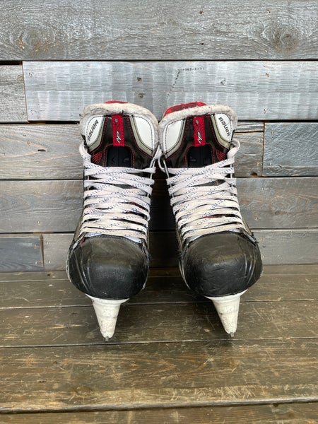 Bauer Vapor APX2 Hockey Skates Extra Wide Width Size 4 (Used)