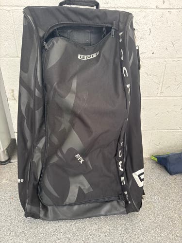 GRIT 32” Tower Bag (Used)