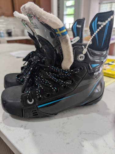 Marsblade O1 Inline Skates Regular Width Size 4 (Used)