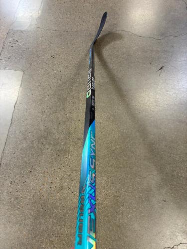 Senior Bauer Nexus Sync Hockey Stick Right Handed P92 (Used)