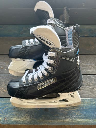 Bauer Nexus Havok Hockey Skates Size 3 (Used)