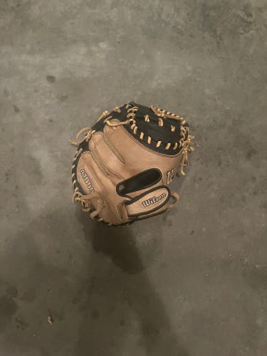 RH Wilson A1000 Catcher's Glove 32.5" (Used)