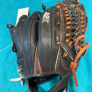 Black Wilson A2K RH Infield Baseball Glove 11.75" (Used)