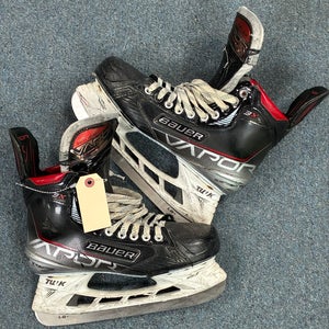 Senior Bauer Vapor 3X Hockey Skates 9.5 (Used)