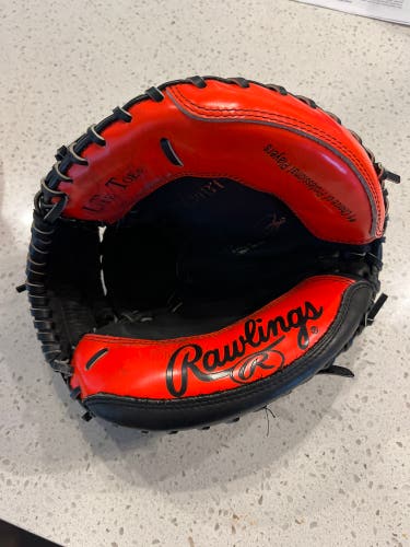 Rawlings catchers Mitt RCM30BT
