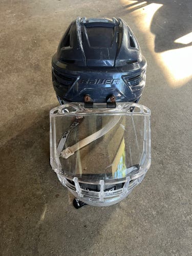 Medium Bauer Helmet (Used)