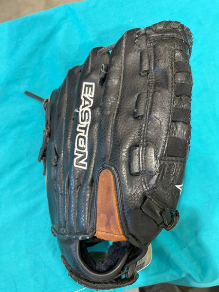 Black Adult Easton RH Outfield Softball Glove 14" (Used)