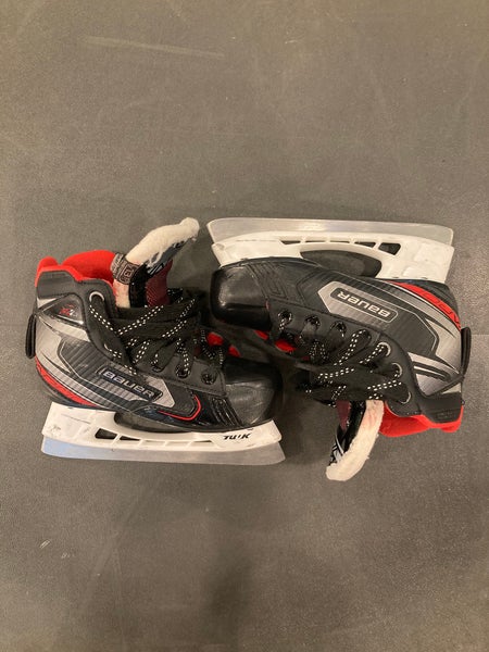 Bauer Vapor X2.7 Hockey Goalie Skates Regular Width | Youth Size 13.5