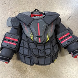 Senior Small Bauer Vapor Hyperlite 2 Goalie Chest Protector (Used)