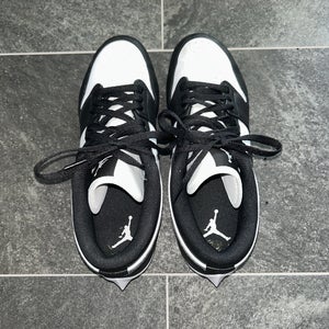 Black Men's  Size M 10.5 (W 11.5) Air Jordan Cleats (Used)