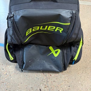Bauer Elite Wheeled Backpack Bag *Broken Handle* (Used)