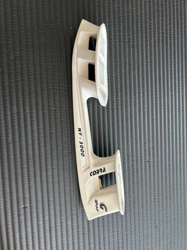 Graf NT 3000 Senior Left Cobra Holder White 272 mm (New)