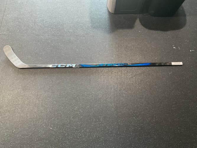 Senior *Blue* CCM Jetspeed FT7 Pro Right Handed Hockey Stick P92 (New)