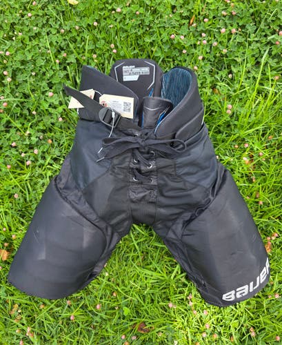 Black Intermediate Large Bauer Bauer x Hockey Pants (Used)