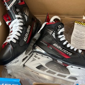 Bauer Vapor X4 Skates Size 9 Fit 2 New!