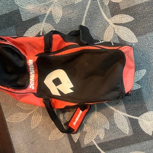 DeMarini Momentum Wheeled Bag