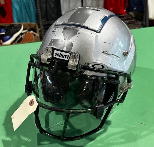 Youth Medium Schutt F7 LX1 Gray Helmet (Used)