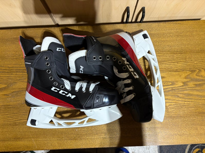 2024 CCM JetSpeed FT4 Pro Hockey Skates 9 (New)