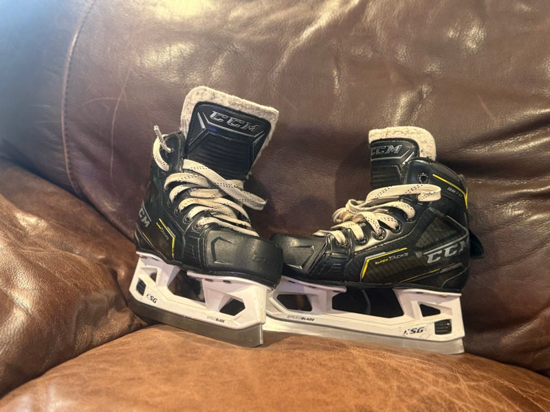CCM Super Tacks 9370 Hockey Goalie Skates Regular Width  13 (Used)