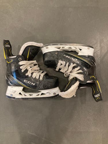 CCM Super Tacks AS1 Hockey Skates Regular Width | Junior Size 3