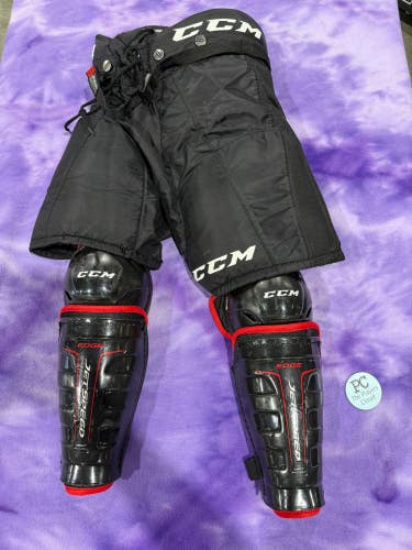 Junior CCM Starter Kit (Used) Pants Small Shin Pads 10"