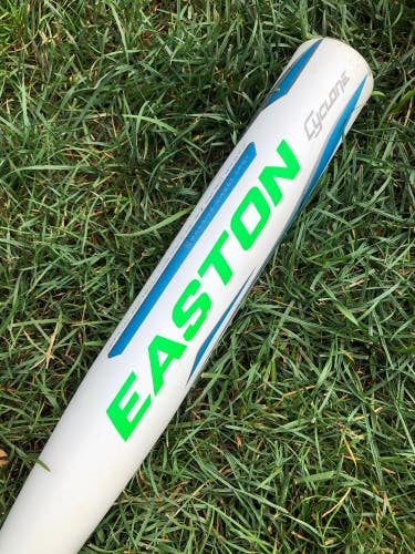 2016 Easton Cyclone Alloy Bat (-10) Alloy 20 oz 30" (Used)