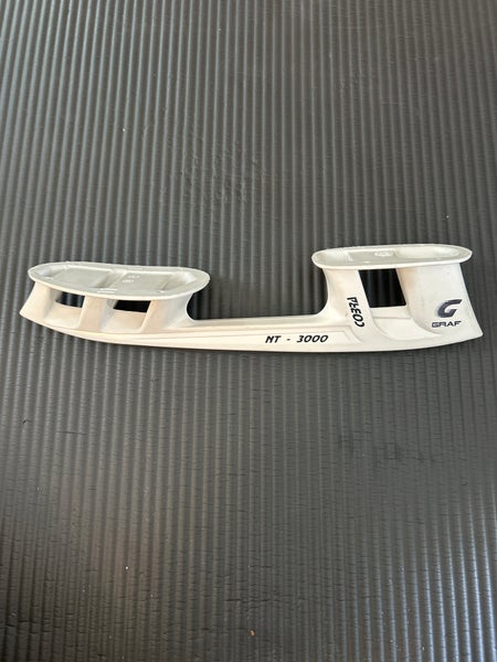 Graf NT 3000 Senior Cobra Holder White 296 Left (New)