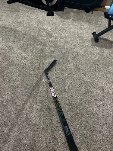 Senior CCM RibCor Trigger 9 Pro Right Handed Hockey Stick P86 Pro Stock (New)