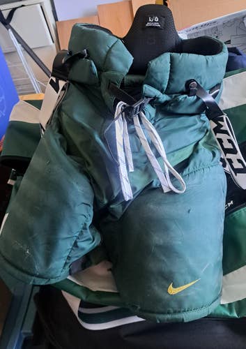 Nike - Used NCAA Pro Stock Hockey Pants (Green)