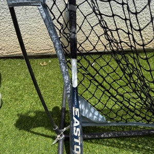 2022 Easton Typhoon Alloy Bat (-12) 16 oz 28" (Used)