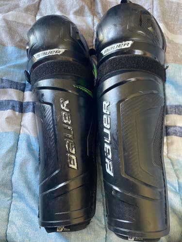 Junior Bauer 12" Shin Pads (Used)