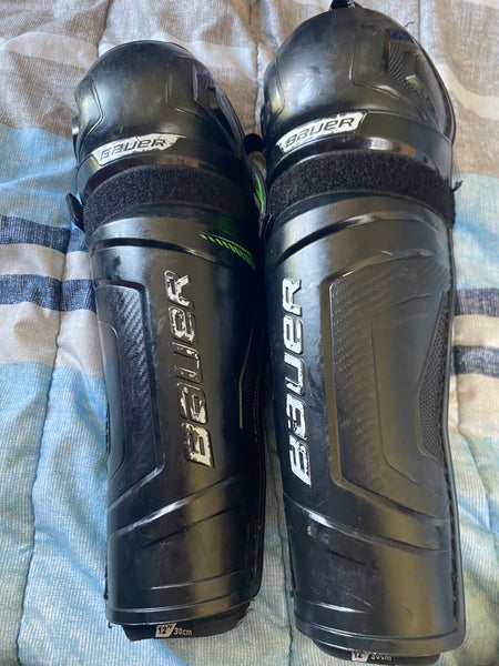 Junior Bauer 12" Shin Pads (Used)