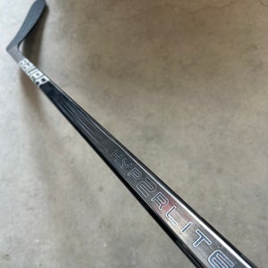 P92 87 Flex Senior Bauer Vapor Hyperlite 2 Right Handed Hockey Stick Pro Stock NCAA (New)