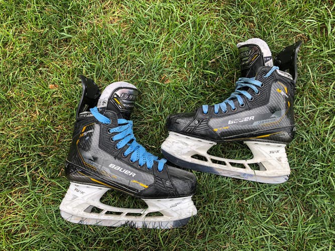 Intermediate Bauer Supreme M5 Pro Hockey Skates 6 (Used)
