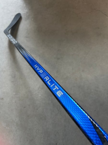 P92M 105 Flex Senior Bauer Vapor Hyperlite 2 Right Handed Hockey Stick Pro Stock NCAA (New)