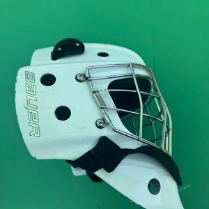 White Senior Bauer NME 8 Goalie Mask
