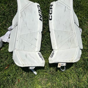 White 33" Senior CCM Axis 2.9 Goalie Leg Pads (Used)