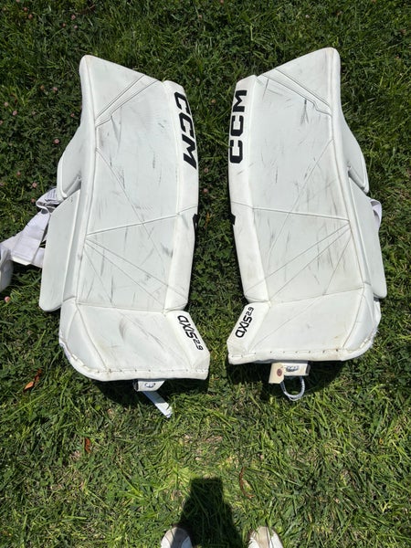 White 33" Senior CCM Axis 2.9 Goalie Leg Pads (Used)
