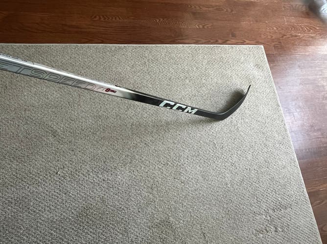 Senior CCM Jetspeed FT8 Pro Right Handed Hockey Stick P28 (New)