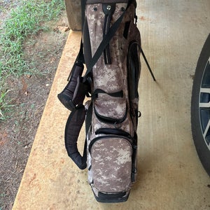 TaylorMade FlexTech Bag (Used)